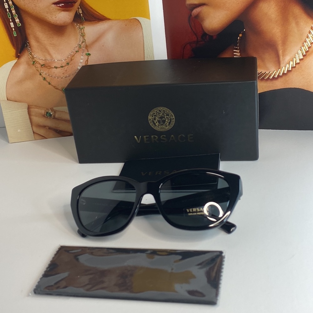 VERSACE Black Butterfly Sunglasses - Picture 12 of 14